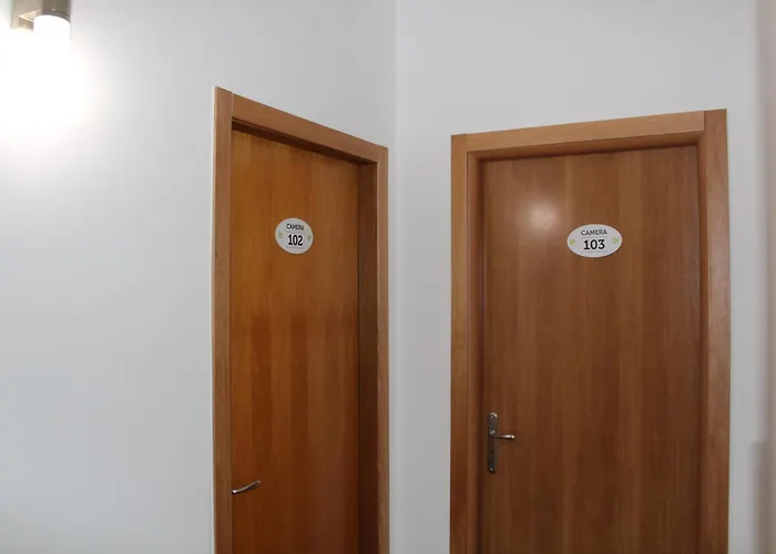 Alojamento de Acomodação e Pequeno-almoço Otto&mezzo 3*